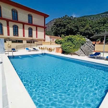 Hotel Sierra De Убрике Экстерьер фото