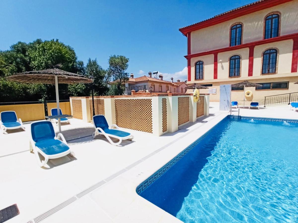 Hotel Sierra De Убрике Экстерьер фото