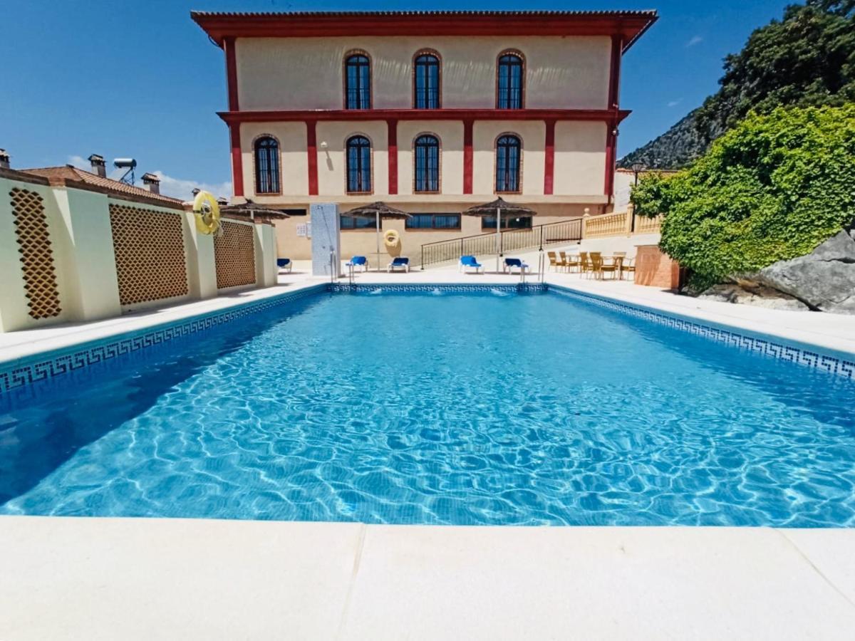 Hotel Sierra De Убрике Экстерьер фото
