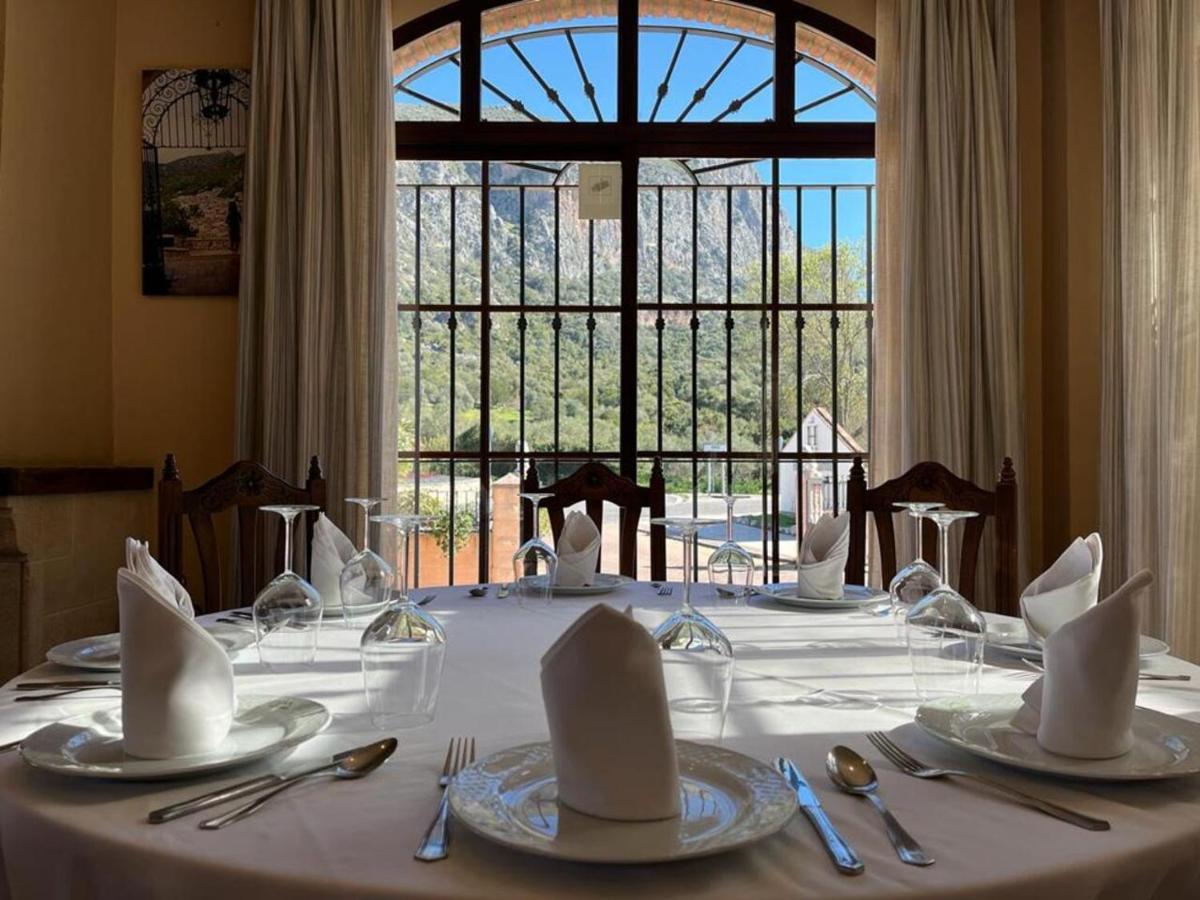 Hotel Sierra De Убрике Экстерьер фото