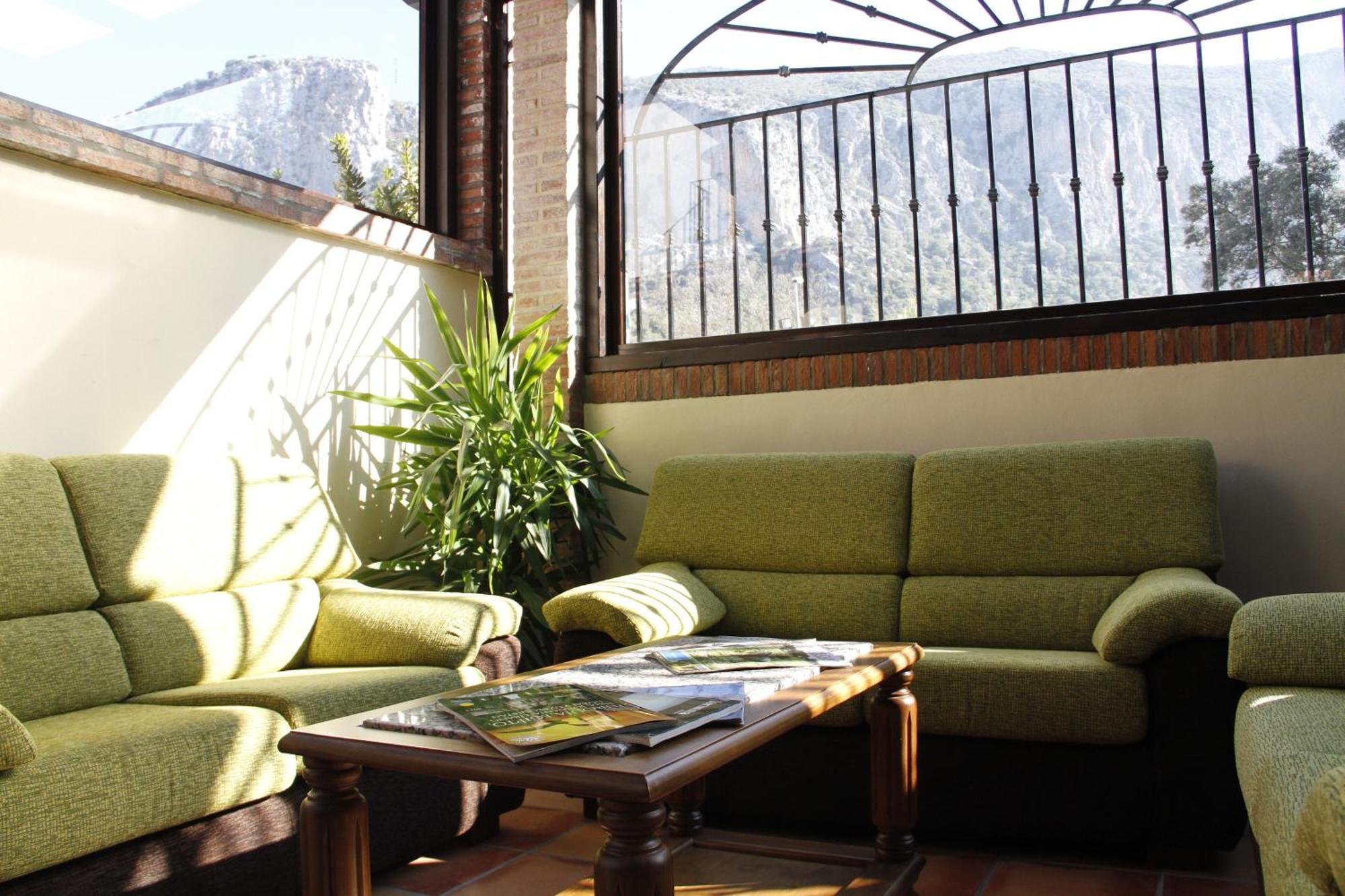 Hotel Sierra De Убрике Экстерьер фото